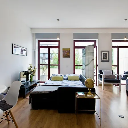 Apartment Terrace *
